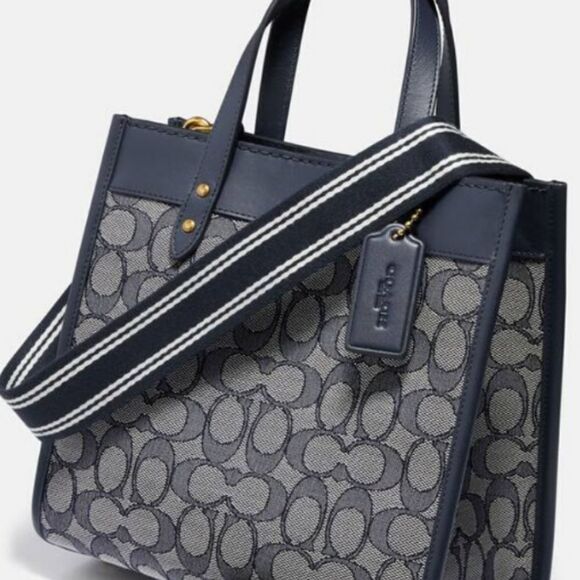 Coach RETAIL Jacquard Field Tote 22 in Navy - Picture 5 of 13